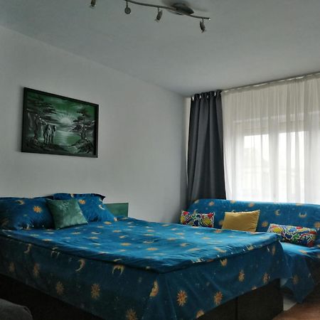 Appartement Jorali à Oradea Extérieur photo