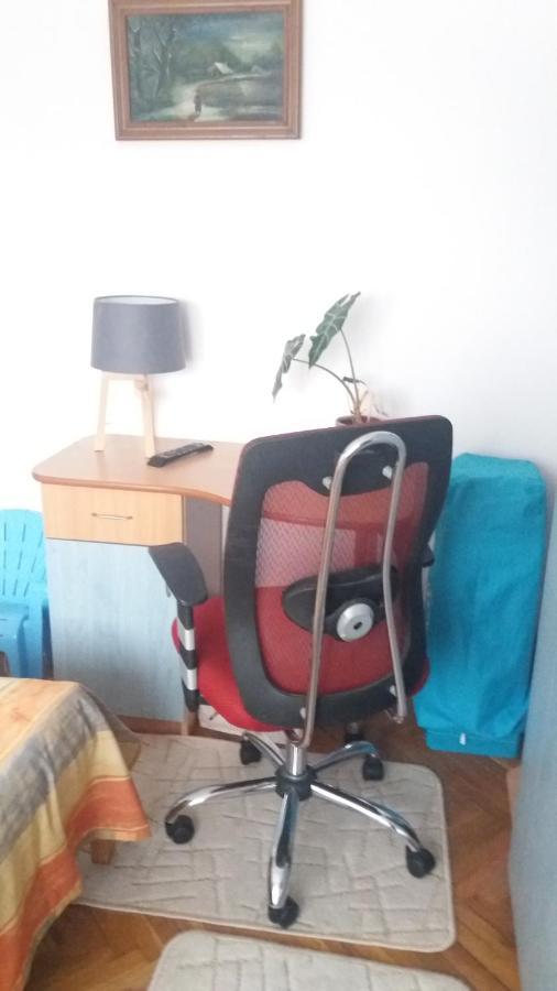 Appartement Jorali à Oradea Extérieur photo