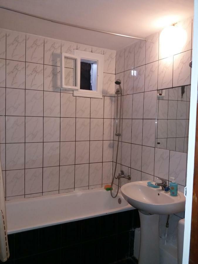 Appartement Jorali à Oradea Extérieur photo